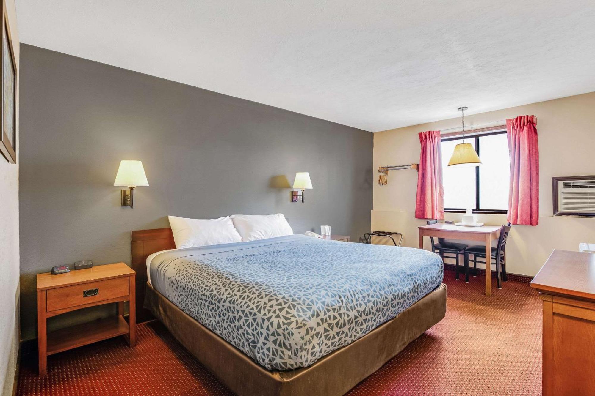 Econo Lodge Junction City I-70 Near Fort Riley Eksteriør bilde