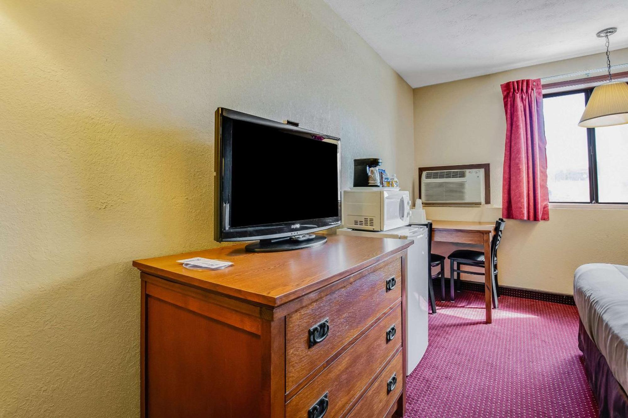Econo Lodge Junction City I-70 Near Fort Riley Eksteriør bilde