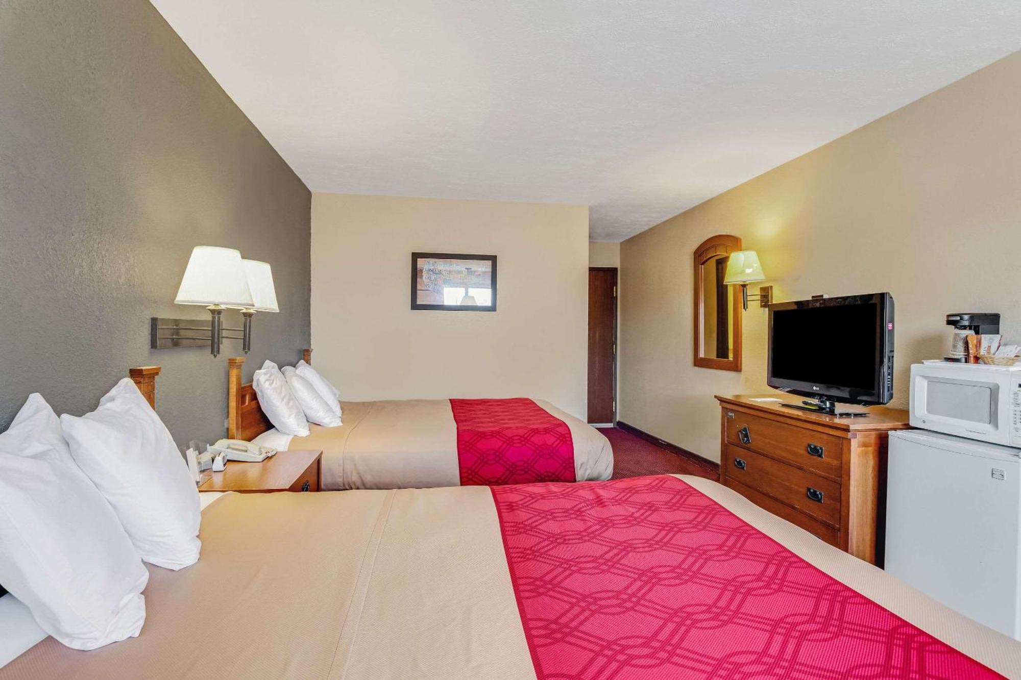 Econo Lodge Junction City I-70 Near Fort Riley Eksteriør bilde